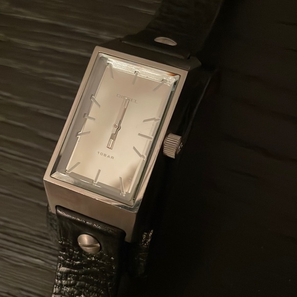 Diesel Cuff Watch - Picture 1 of 9